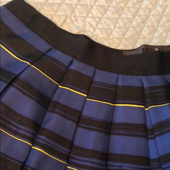 Miss Wu Silk Pleated Skirt - Picture 6 of 7